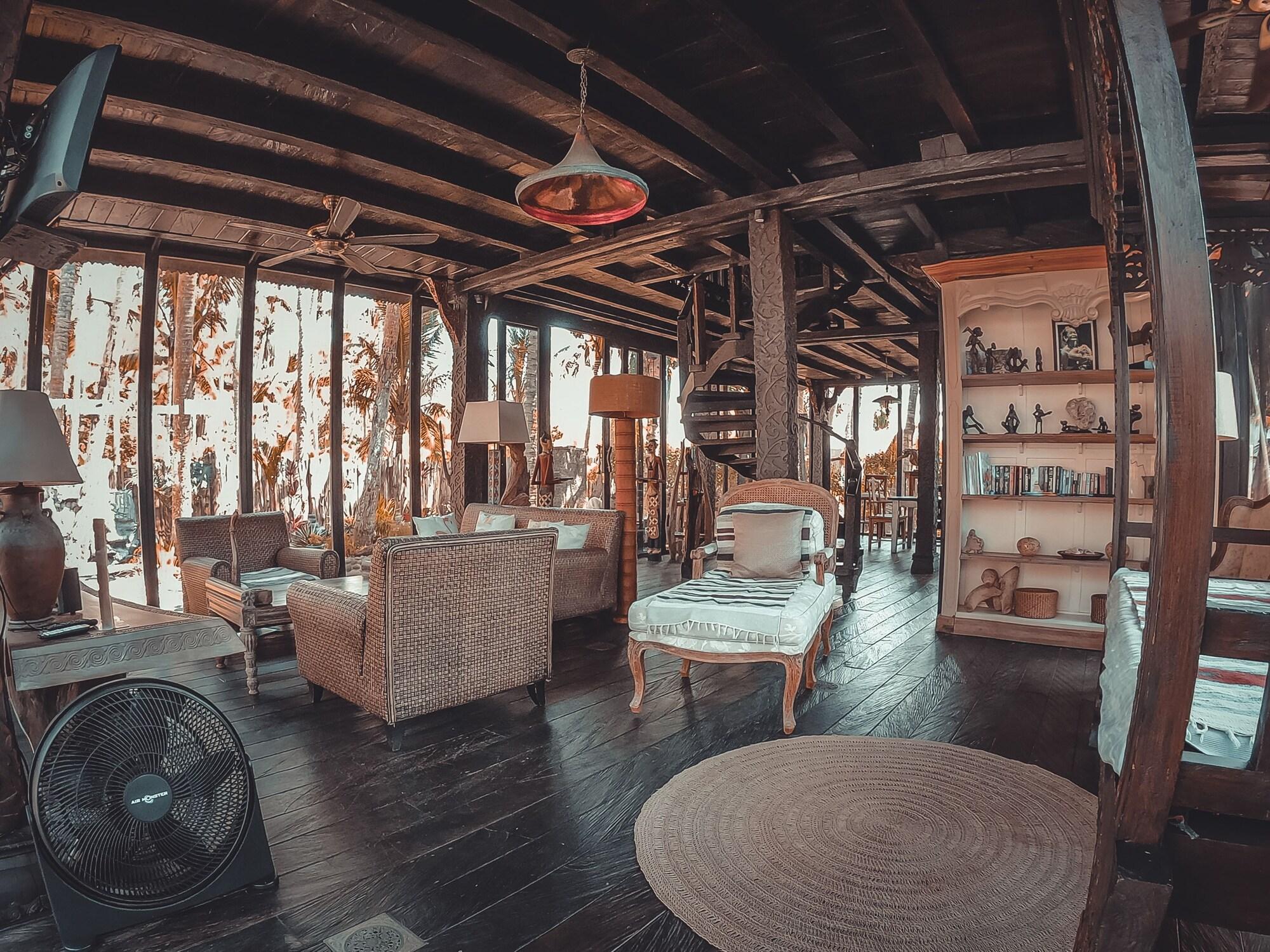Most Exotic Beachfront Villa Keong Selemadeg Екстериор снимка