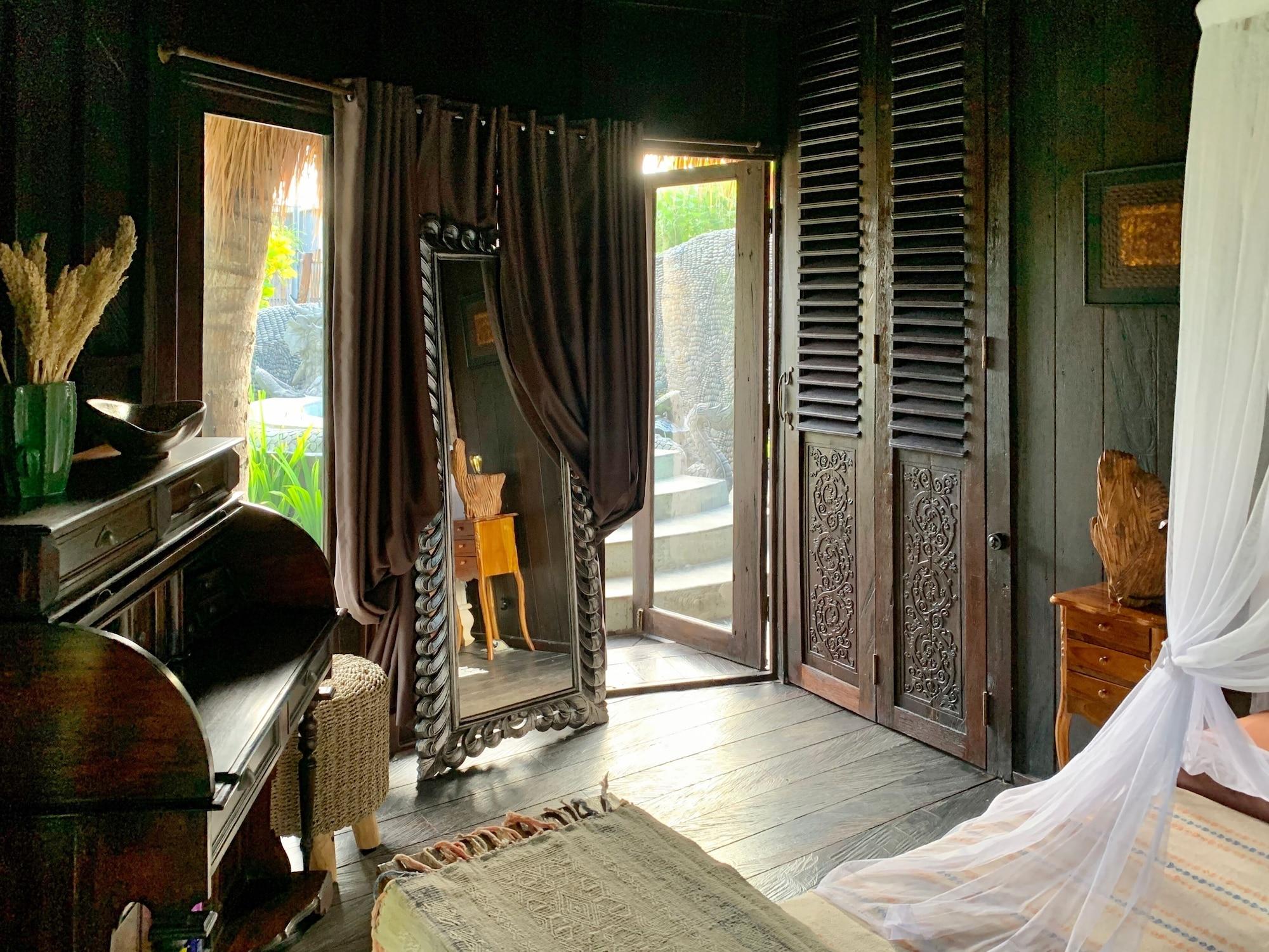 Most Exotic Beachfront Villa Keong Selemadeg Екстериор снимка