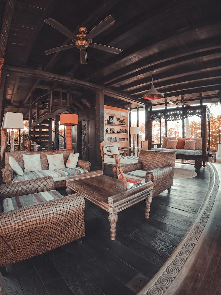 Most Exotic Beachfront Villa Keong Selemadeg Екстериор снимка