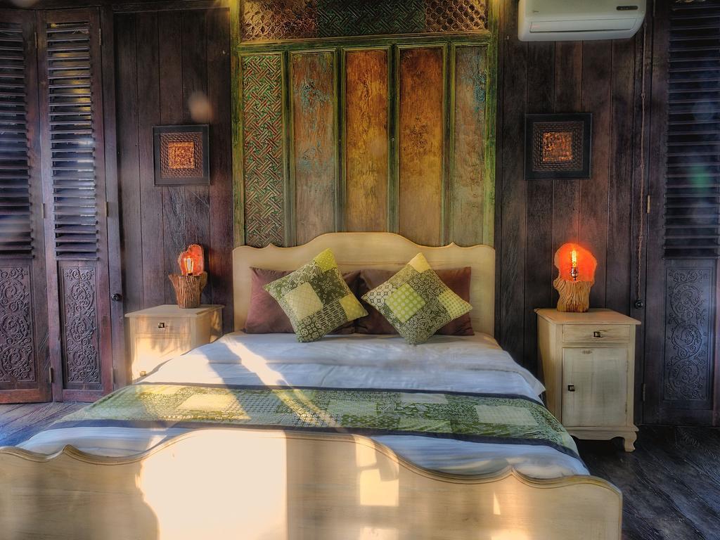 Most Exotic Beachfront Villa Keong Selemadeg Екстериор снимка